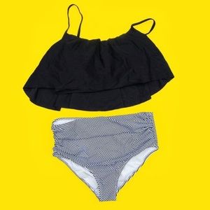 High Waisted Black Striped Bikini Size M(US 8-10)